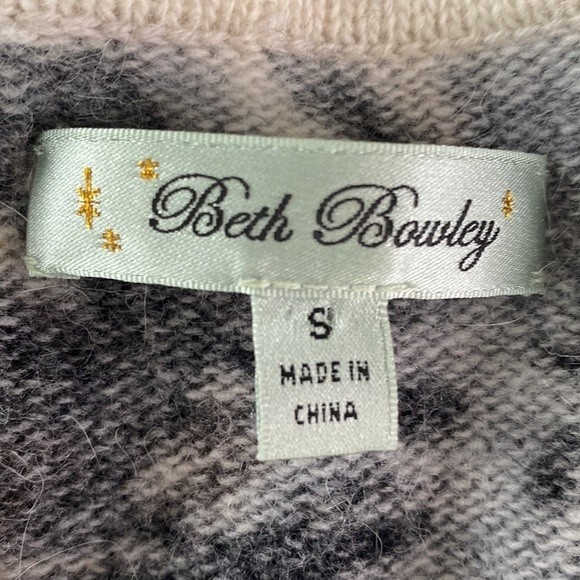 Beth Bowley Nordstrom Floral Watercolor Pearl Button Cardigan Lambs Wool Angora - Picture 8 of 16